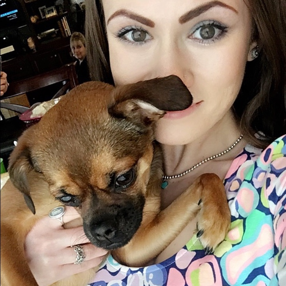 Meet your Posher, Elizabeth